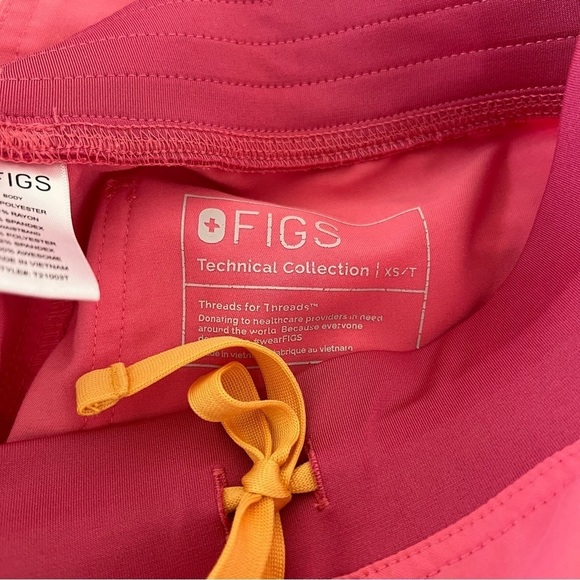 FIGS Technical Pants Pink - Picture 7 of 9